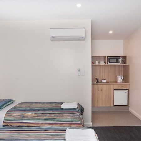 Campbell Town Hotel Motel エクステリア 写真